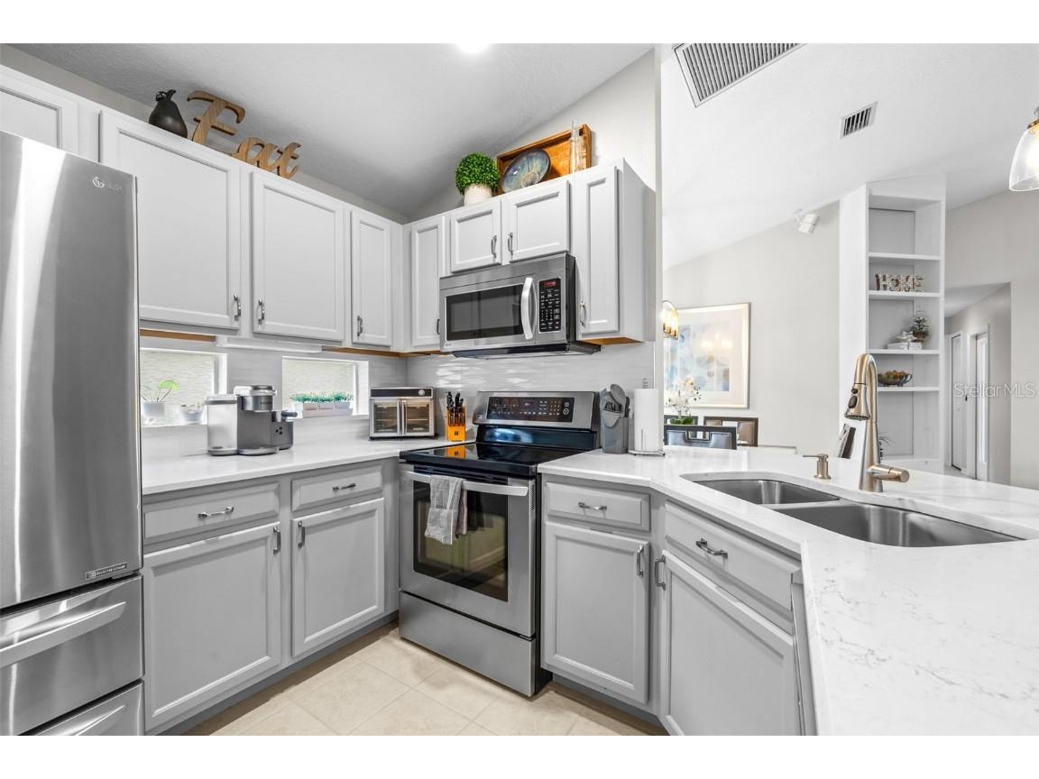 22825 Sills Loop Land O Lakes FL 34639 TB8456743 image25