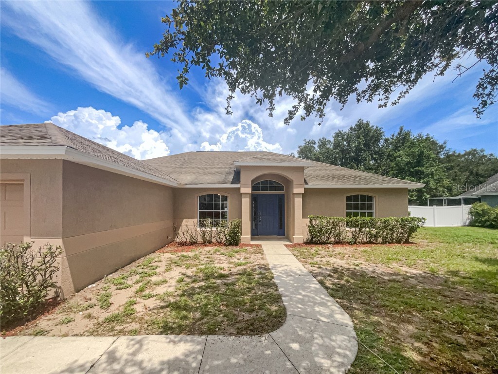 2283 Lake Pointe Circle Leesburg FL 34748 O6226952 image1
