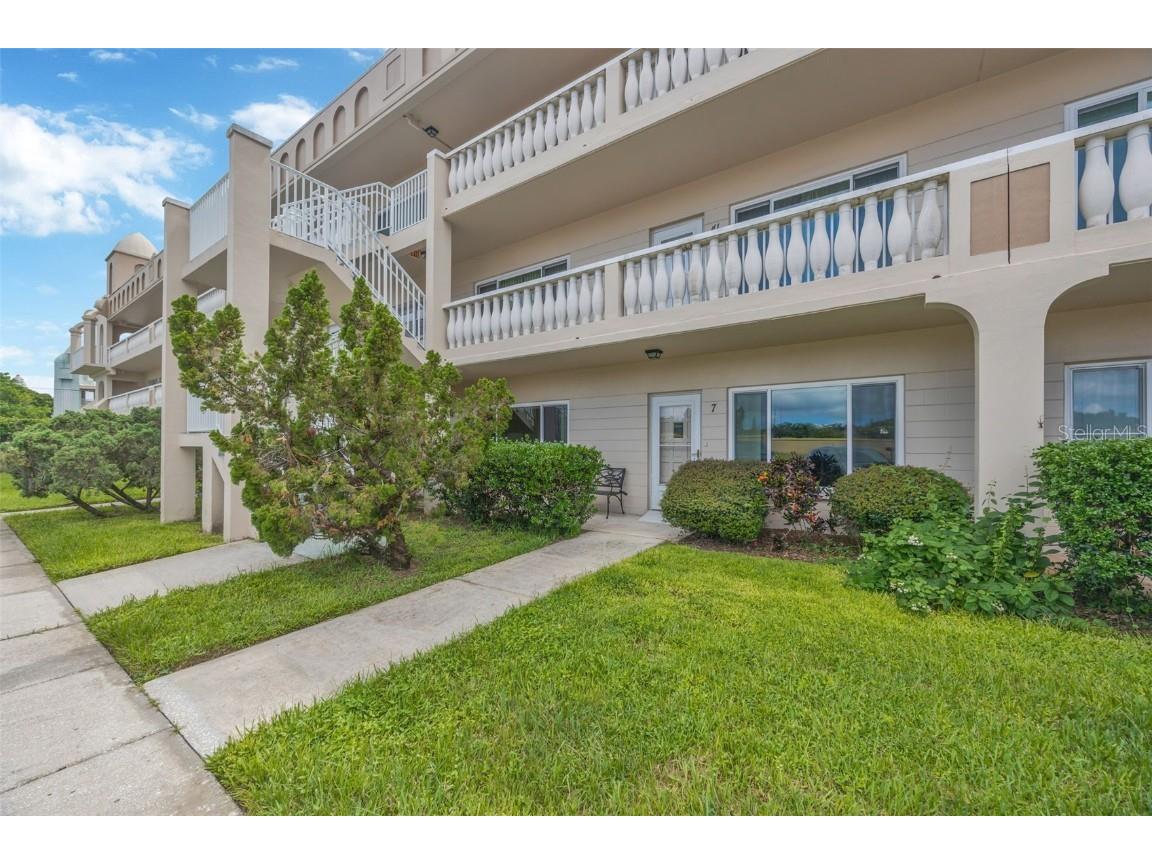 2284 Philippine Drive #7 Clearwater FL 33763 W7878937 image1