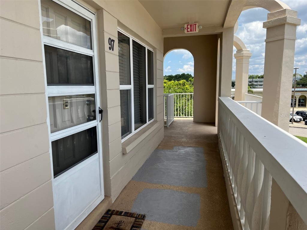 2284 Philippine Drive #97 Clearwater FL 33763 - LAKE ARBOR U8166958 image1