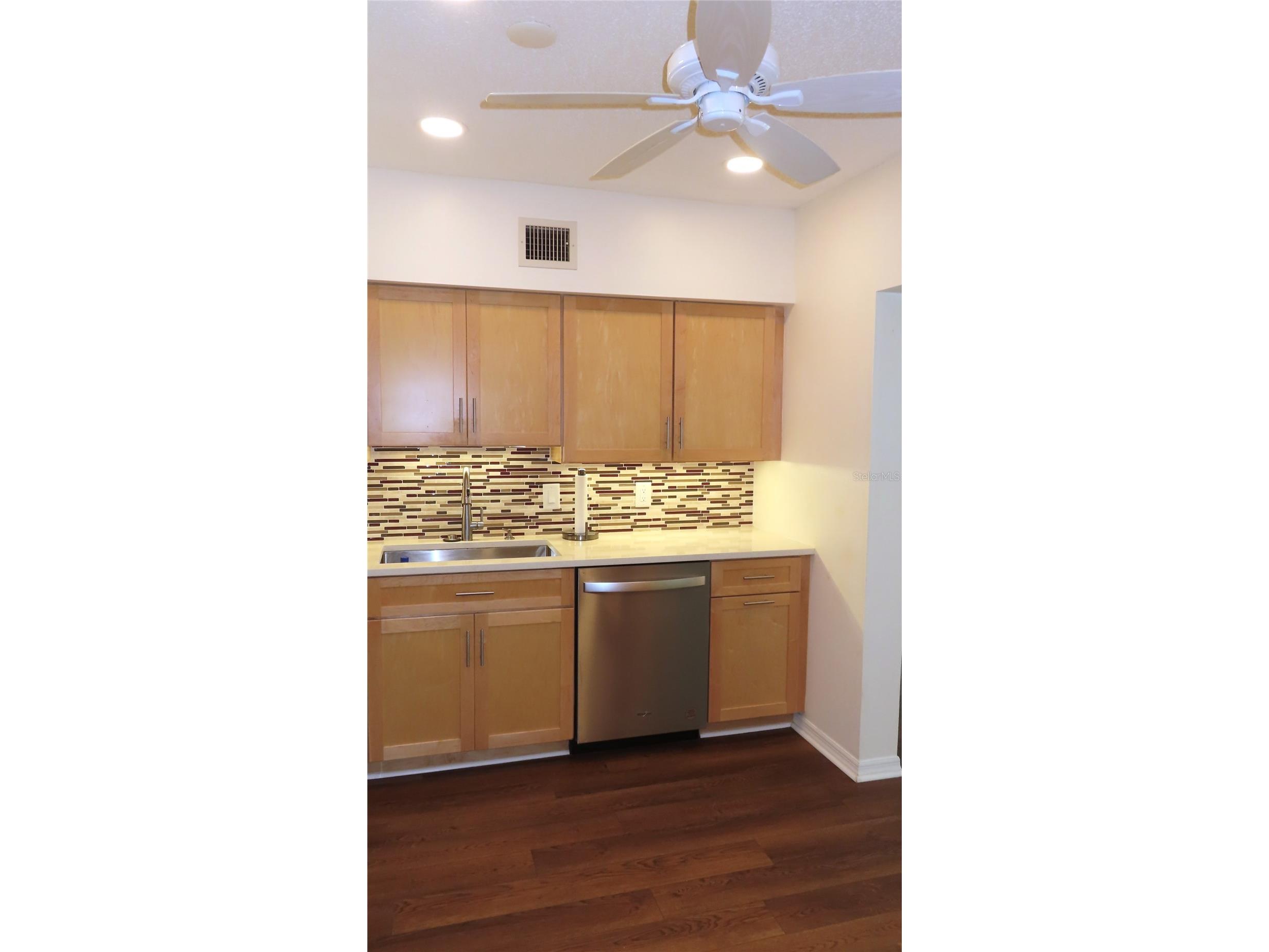 2285 Israeli Drive #17 Clearwater FL 33763 TB8501674 image16