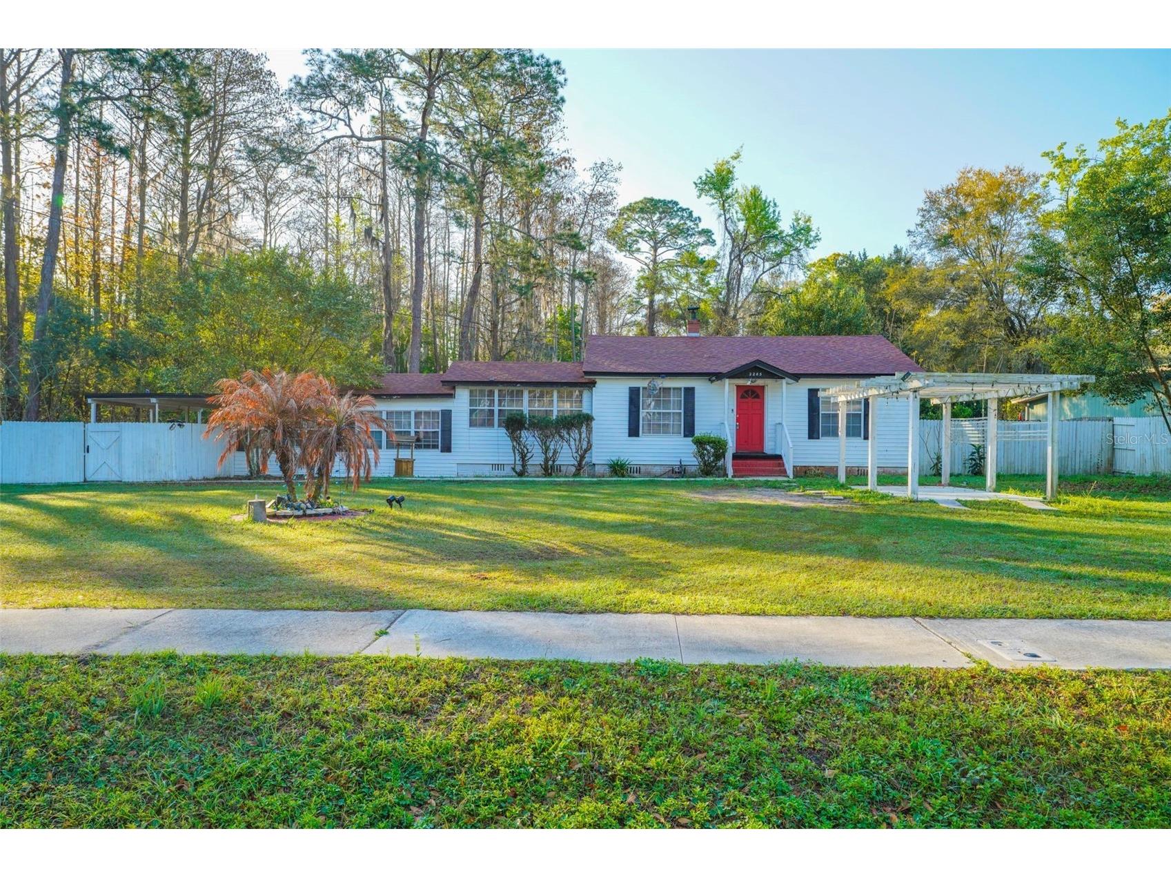 2285 Lake Drive Jacksonville FL 32246 TB8487202 image1