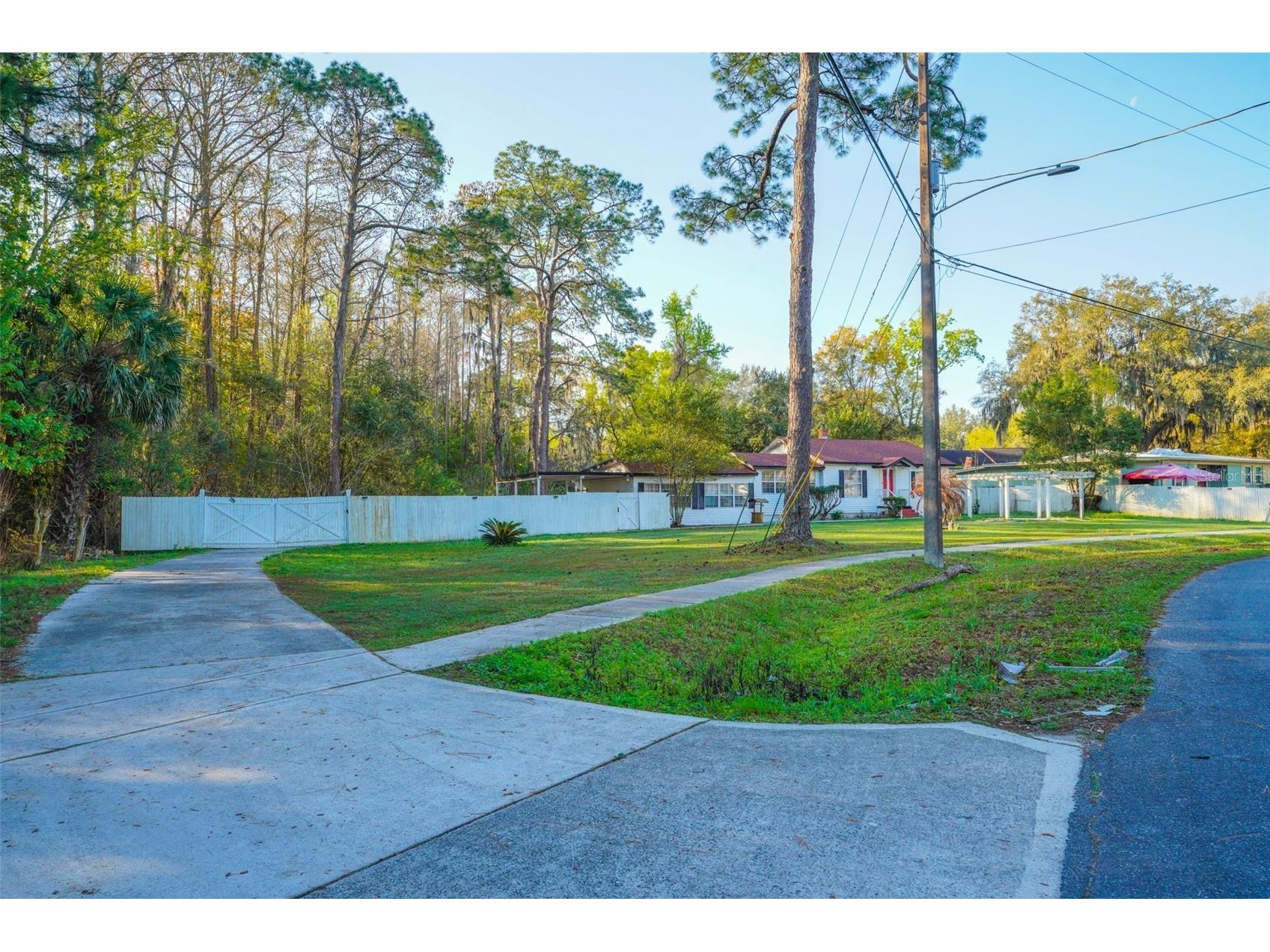 2285 Lake Drive Jacksonville FL 32246 TB8487202 image2