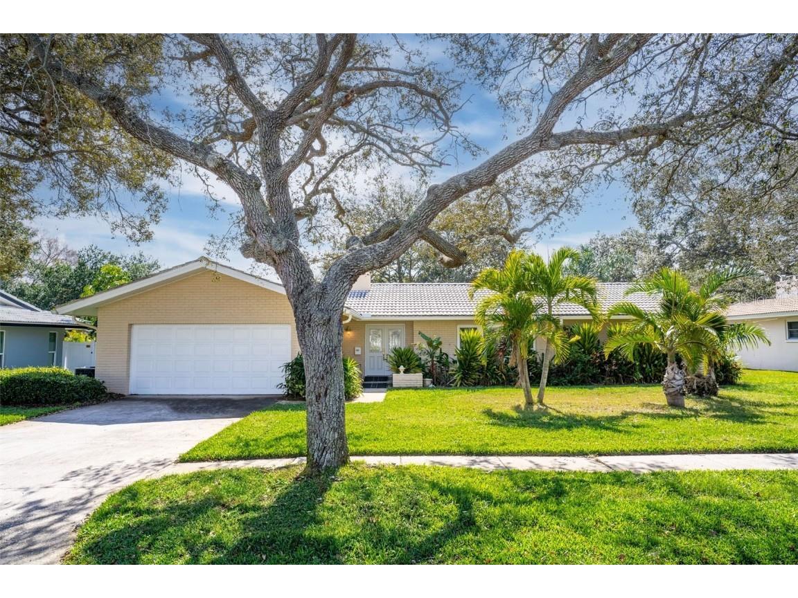 2285 Minneola Road Clearwater FL 33764 U8228737 image1