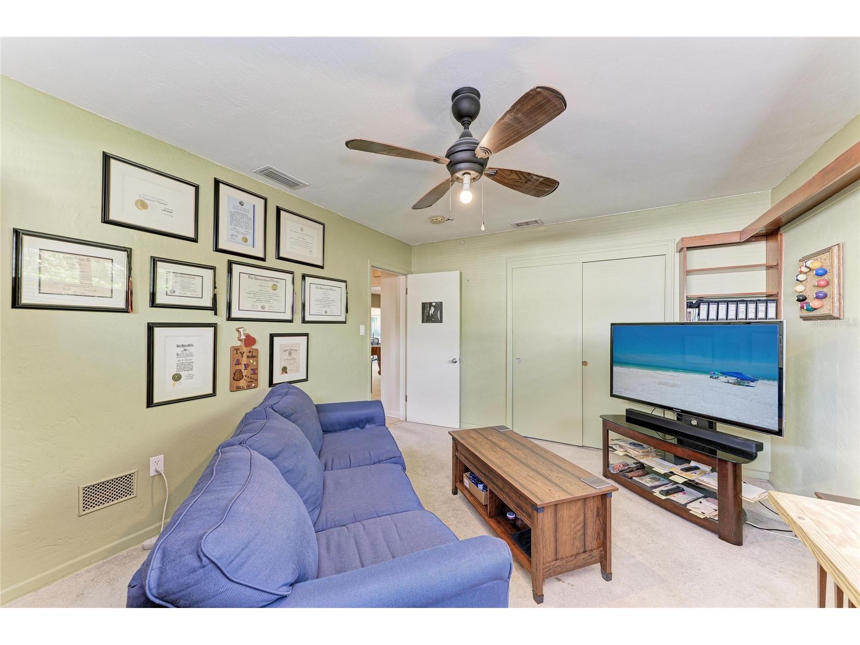 2286 Hyde Park Street Sarasota FL 34239 A4689801 image16