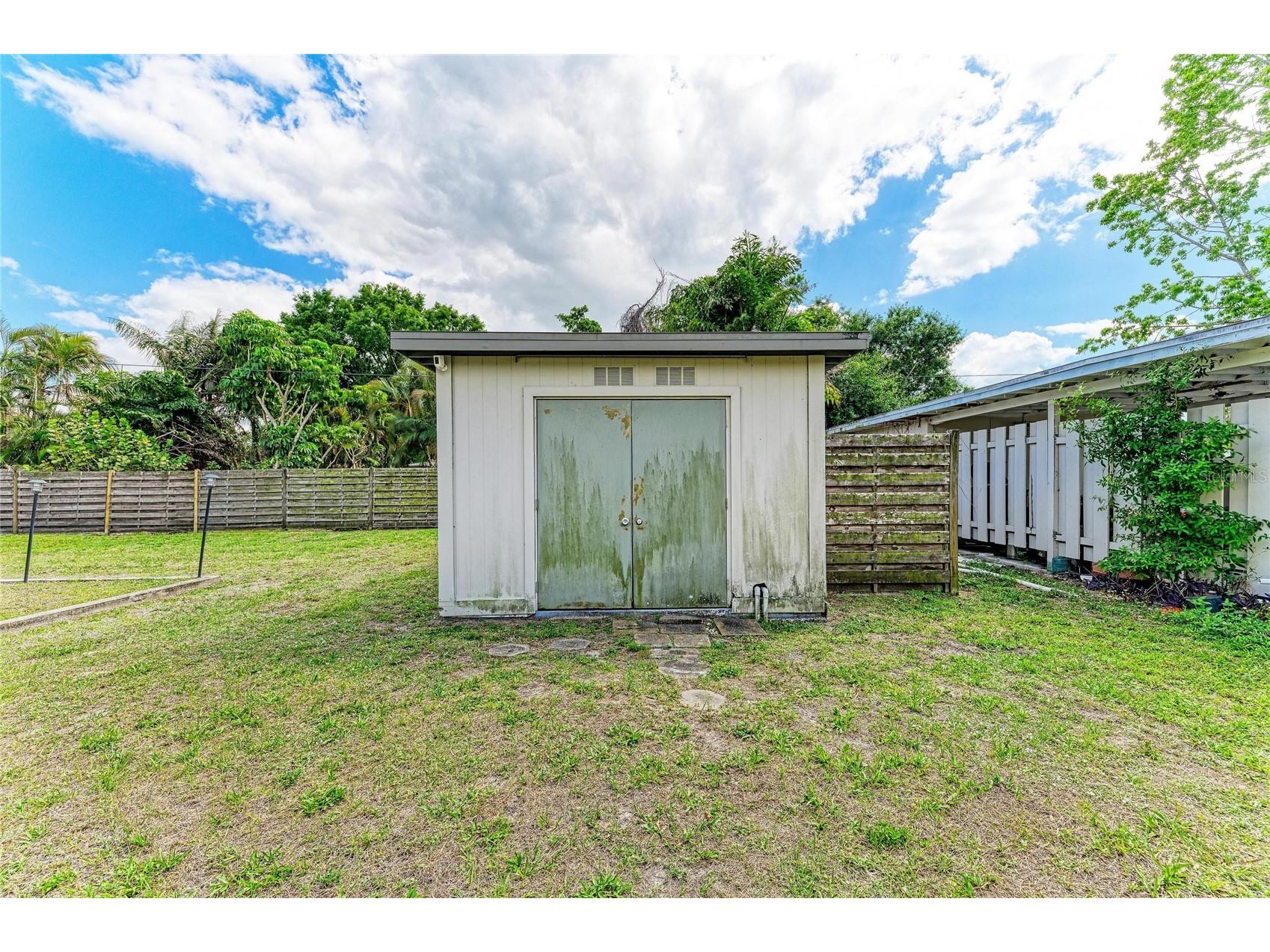 2286 Hyde Park Street Sarasota FL 34239 A4689801 image34