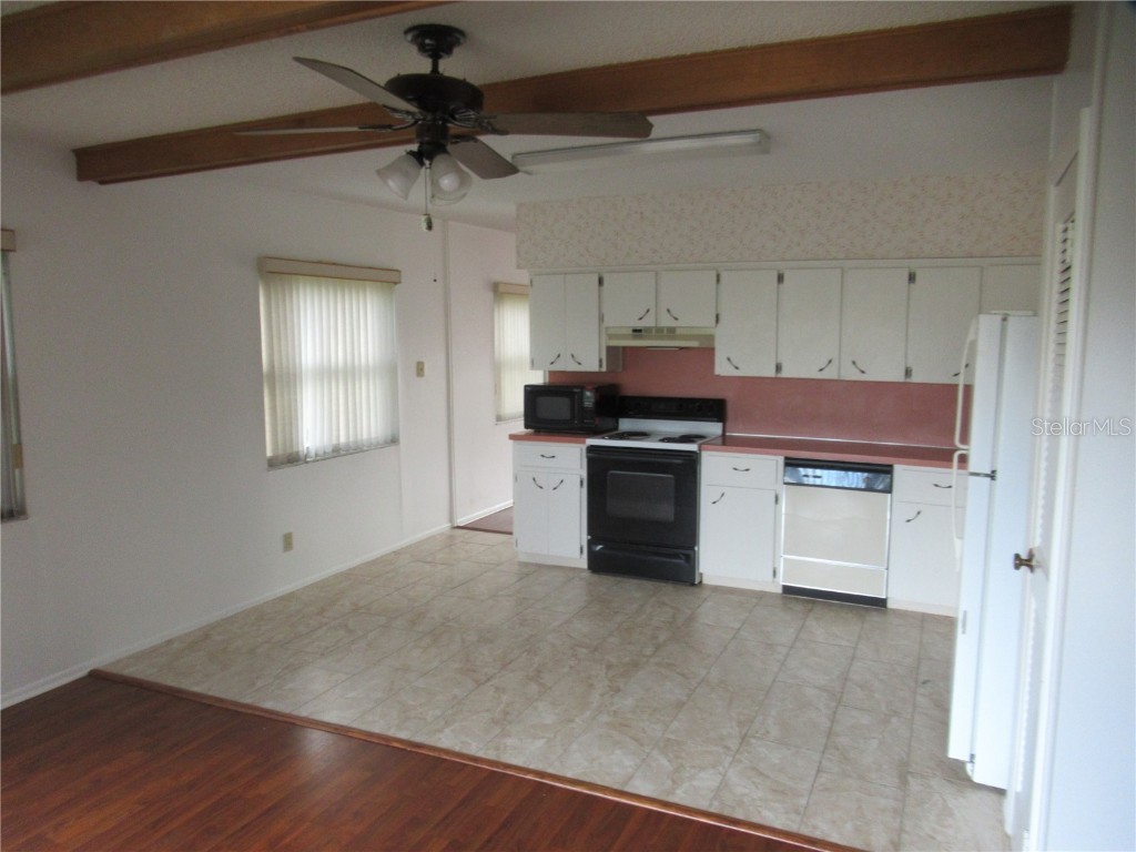 2286 Norwegian #66 Clearwater FL 33763 TB8443391 image10