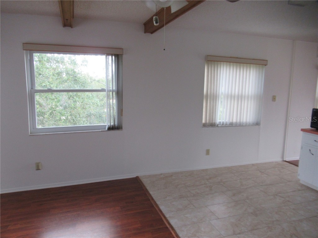 2286 Norwegian #66 Clearwater FL 33763 TB8443391 image11