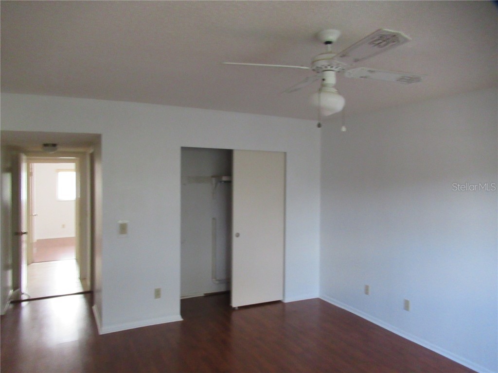 2286 Norwegian #66 Clearwater FL 33763 TB8443391 image21