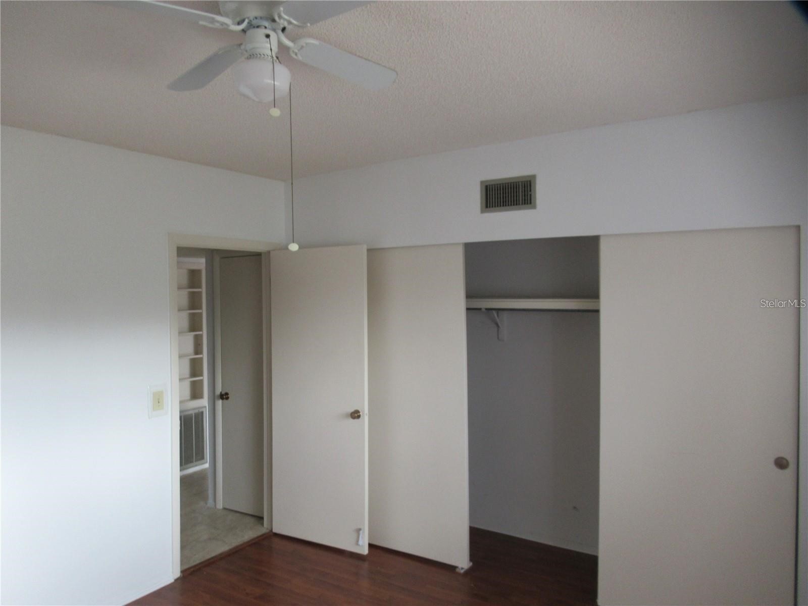 2286 Norwegian #66 Clearwater FL 33763 TB8510719 image14