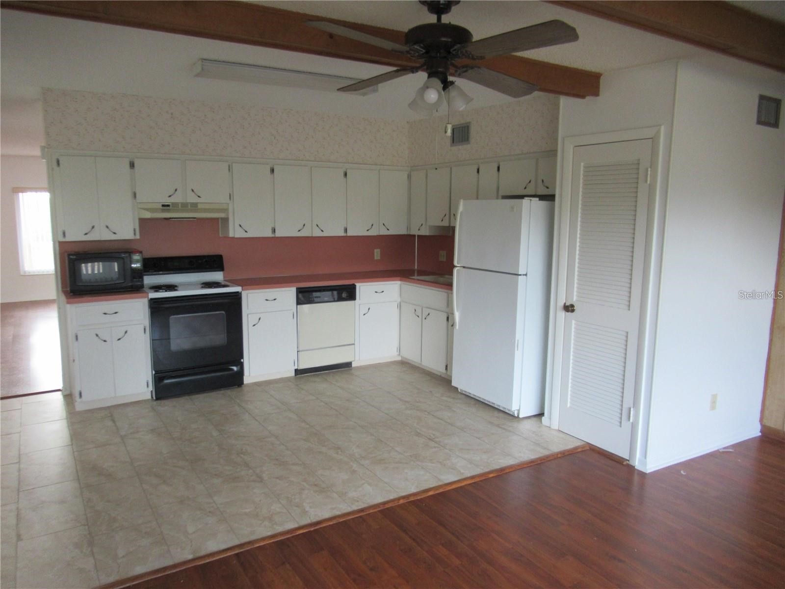 2286 Norwegian #66 Clearwater FL 33763 TB8510719 image8