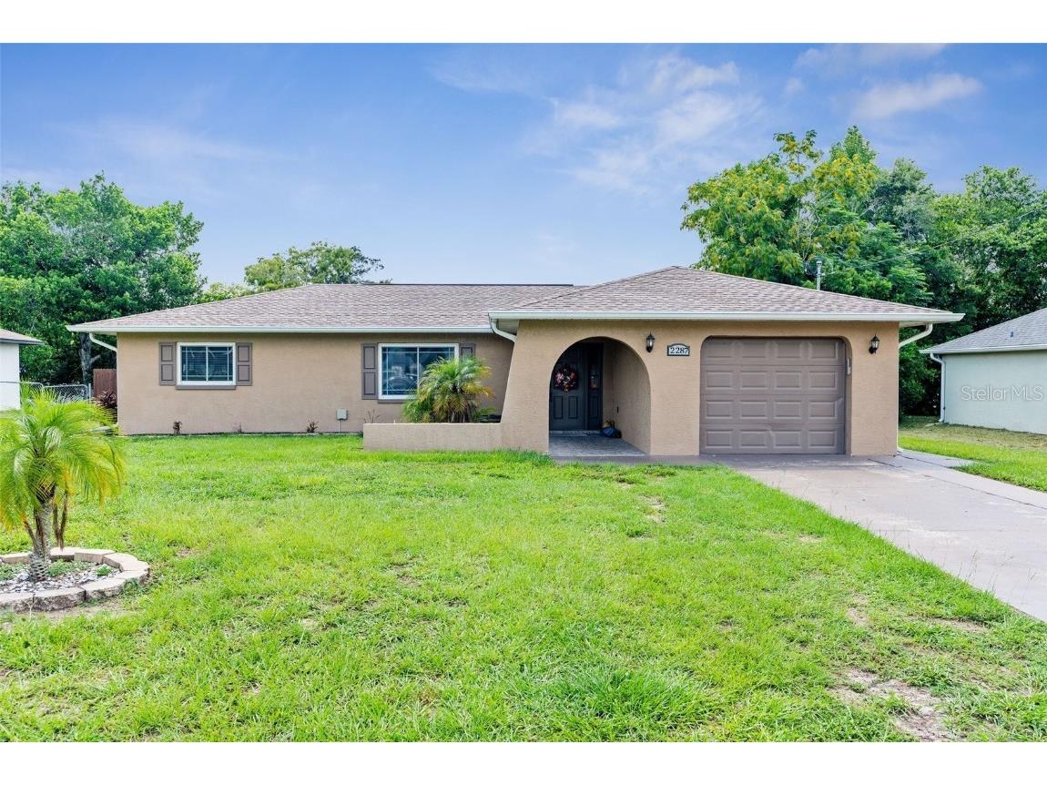2287 Amherst Avenue Spring Hill FL 34609 W7866915 image1