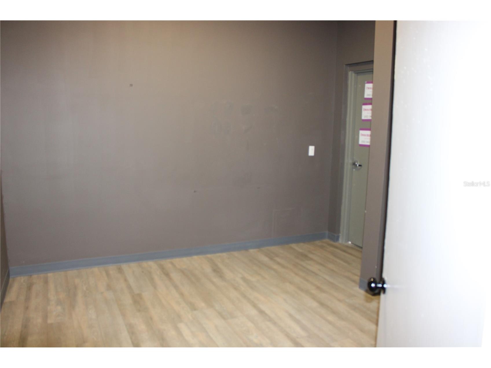 2288 Commercial Way Spring Hill FL 34606 TB8475803 image10