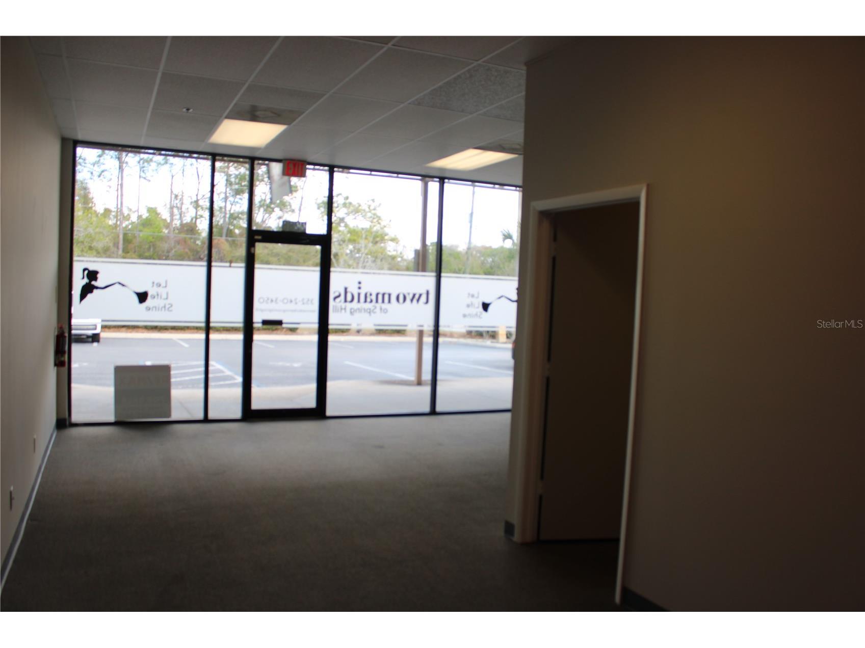 2288 Commercial Way Spring Hill FL 34606 TB8475803 image4