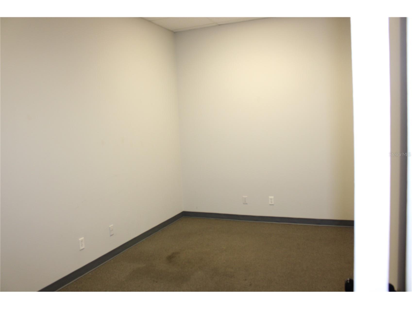 2288 Commercial Way Spring Hill FL 34606 TB8475803 image9