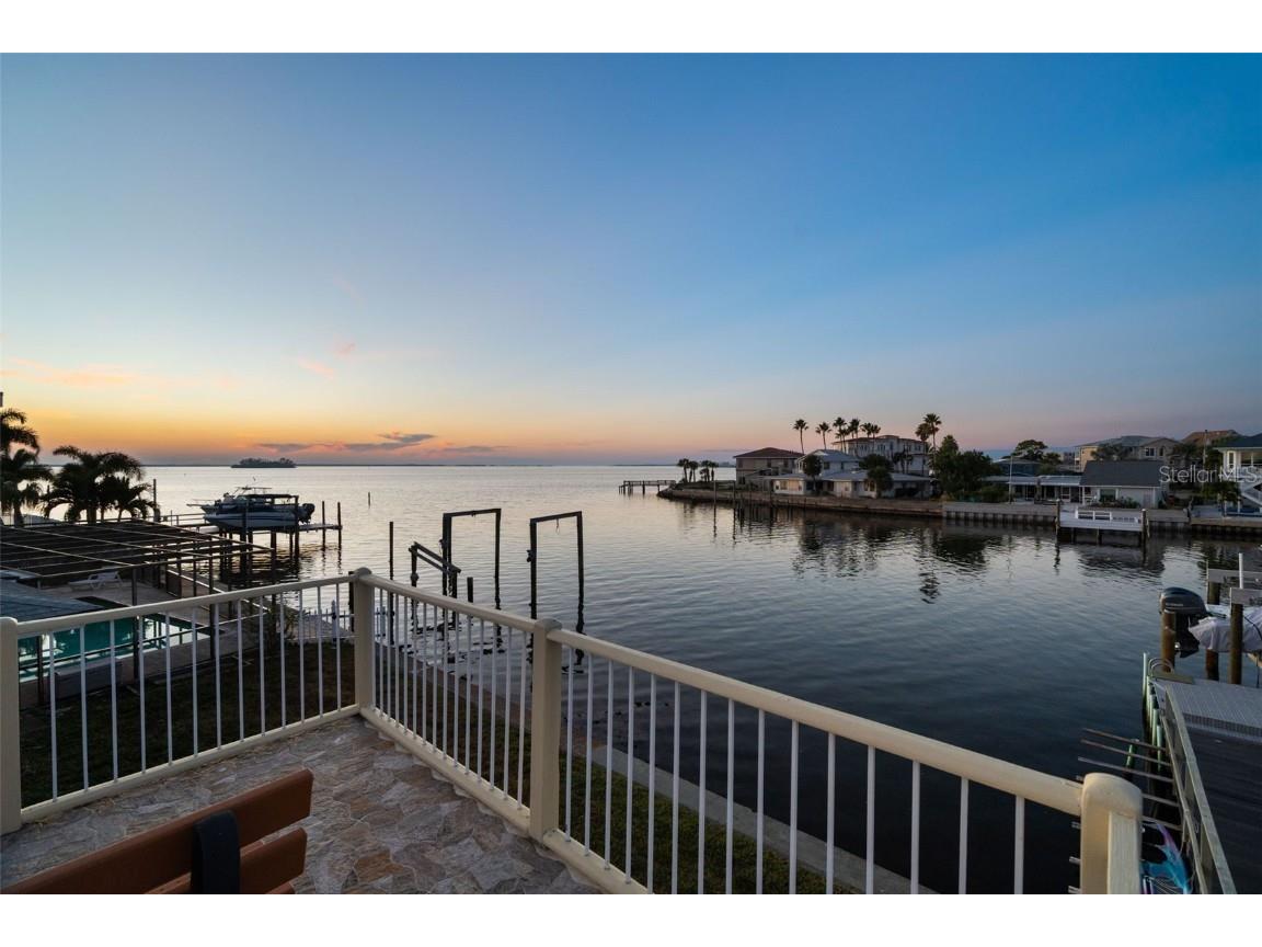 2288 Edythe Drive Dunedin FL 34698 TB8454277 image55