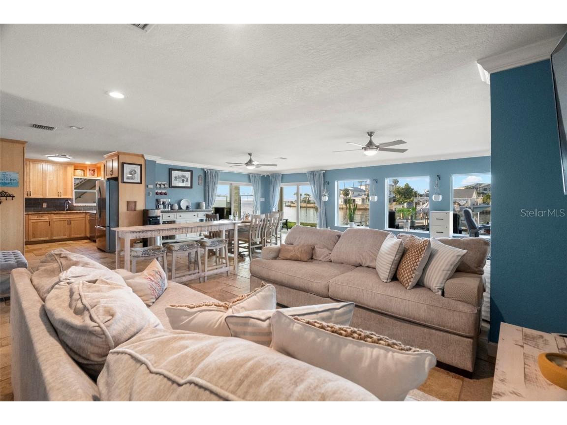 2288 Edythe Drive Dunedin FL 34698 TB8454277 image7