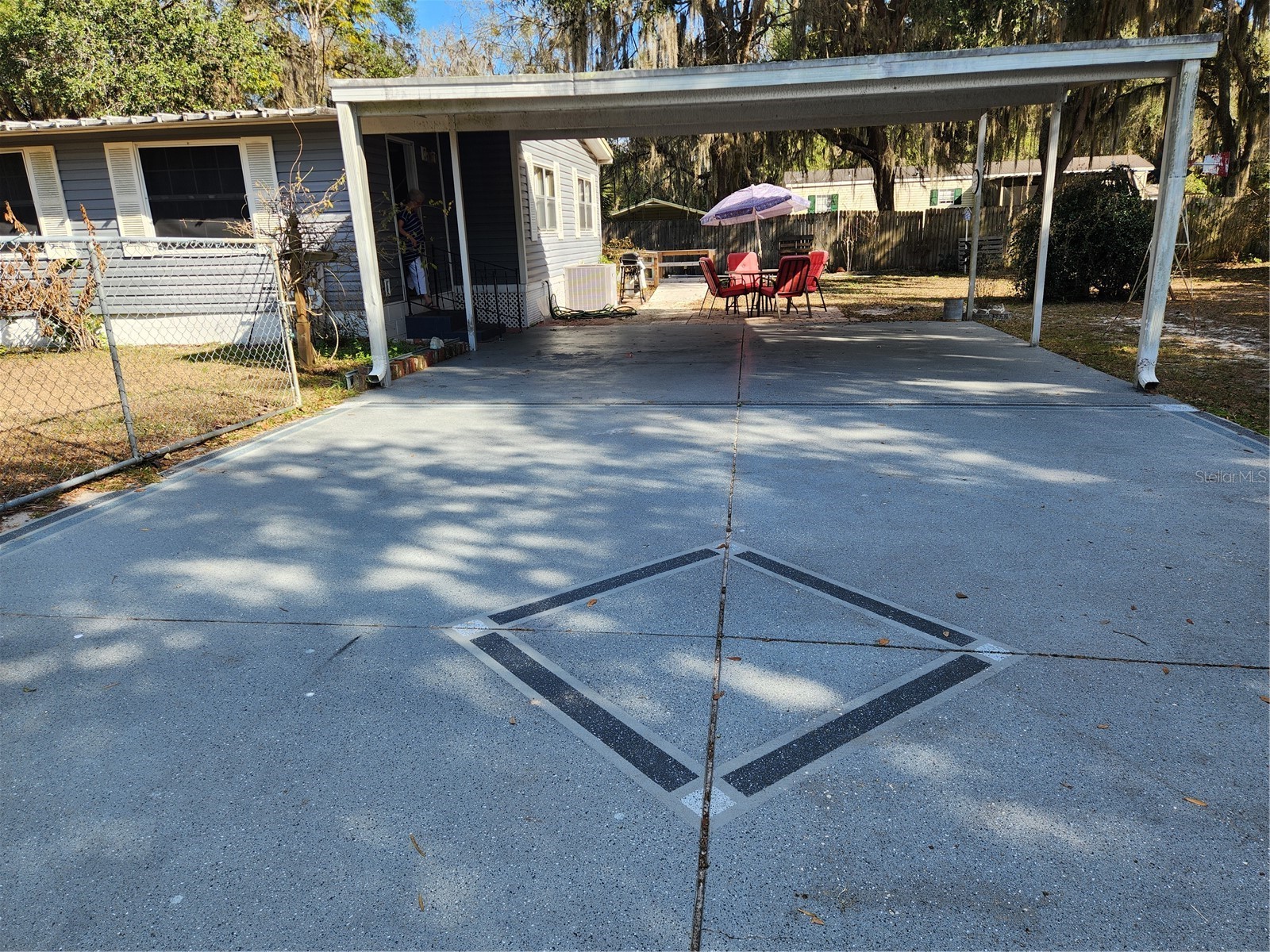 2289 Cr 436a Lake Panasoffkee FL 33538 OM717399 image5
