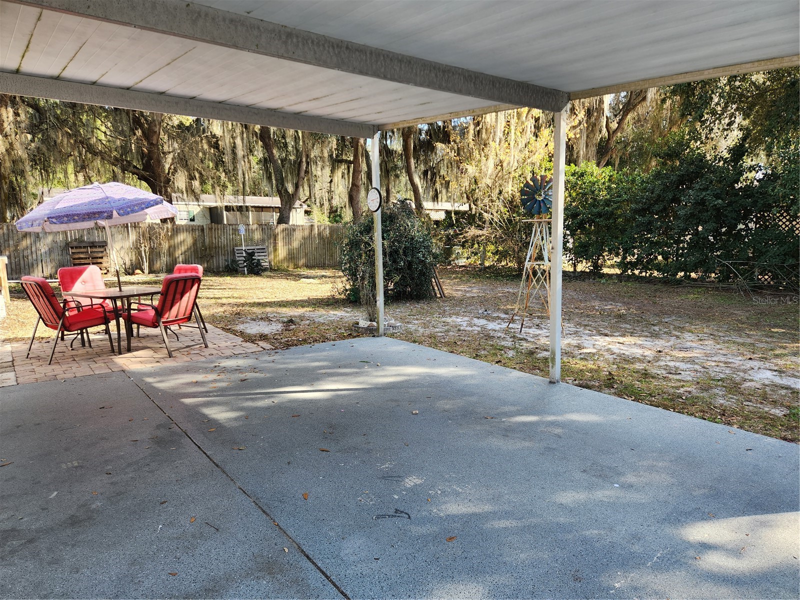 2289 Cr 436a Lake Panasoffkee FL 33538 OM717399 image8