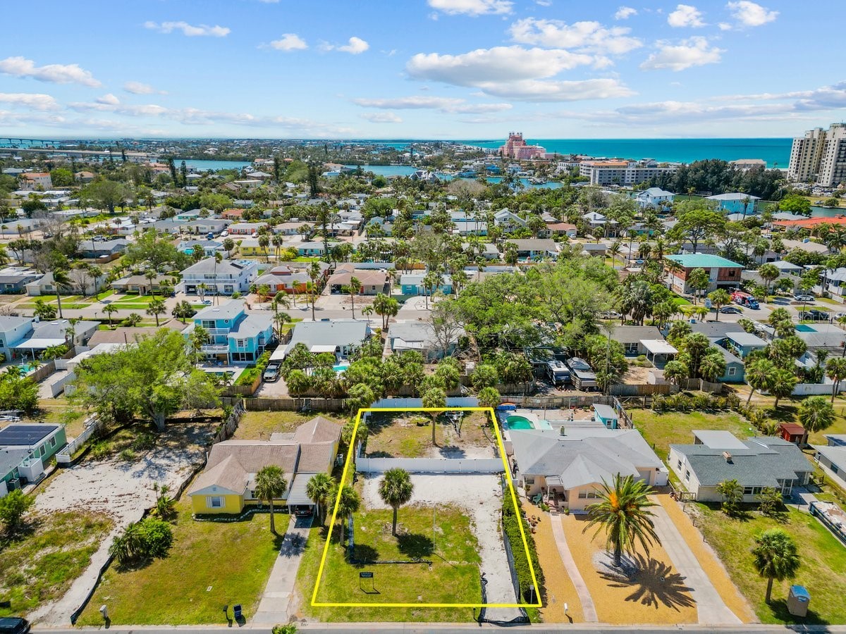 229 44th Avenue Saint Pete Beach FL 33706 TB8494427 image1