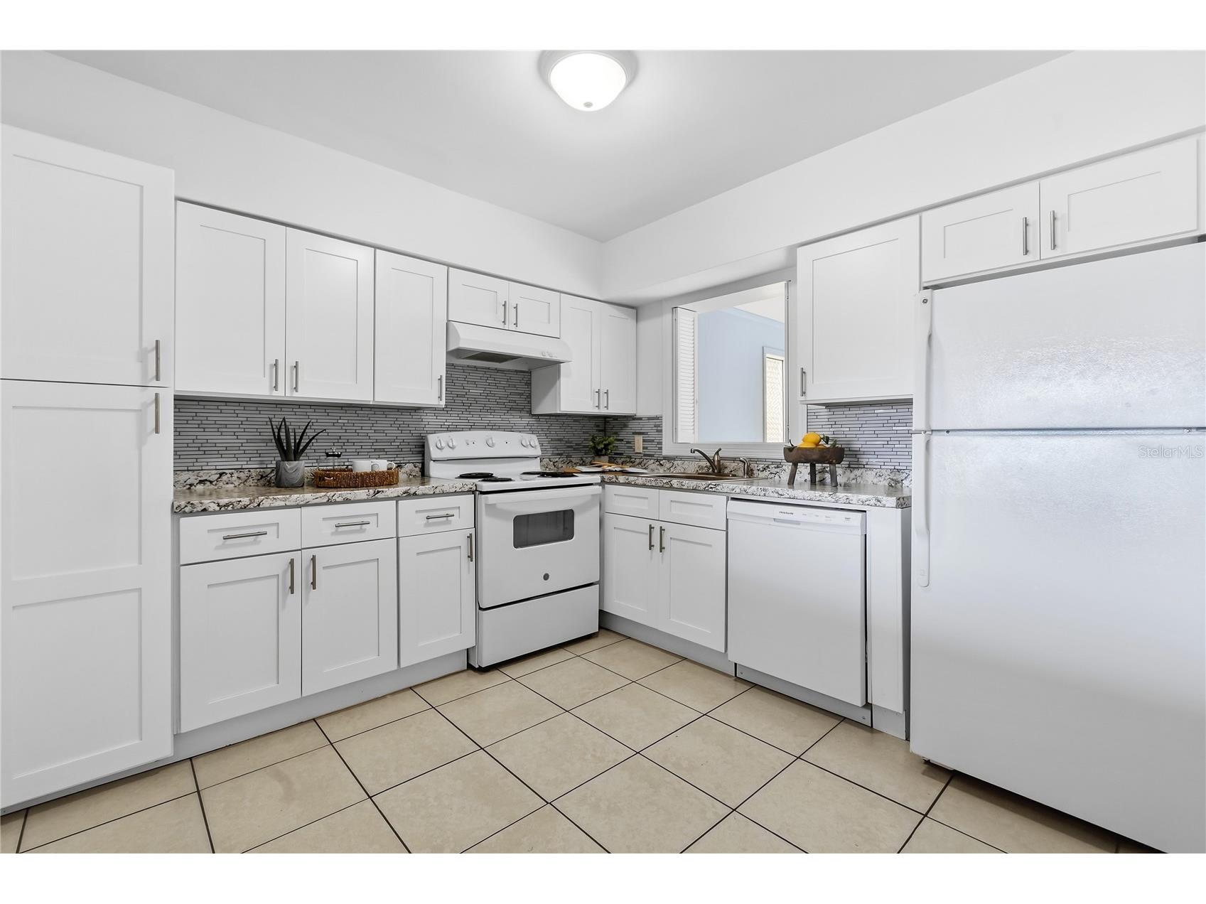 229 Andrea Drive Largo FL 33770 TB8481211 image12