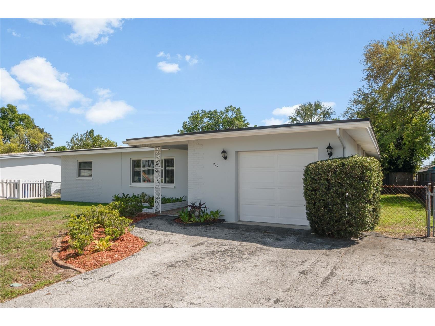 229 Andrea Drive Largo FL 33770 TB8481211 image3