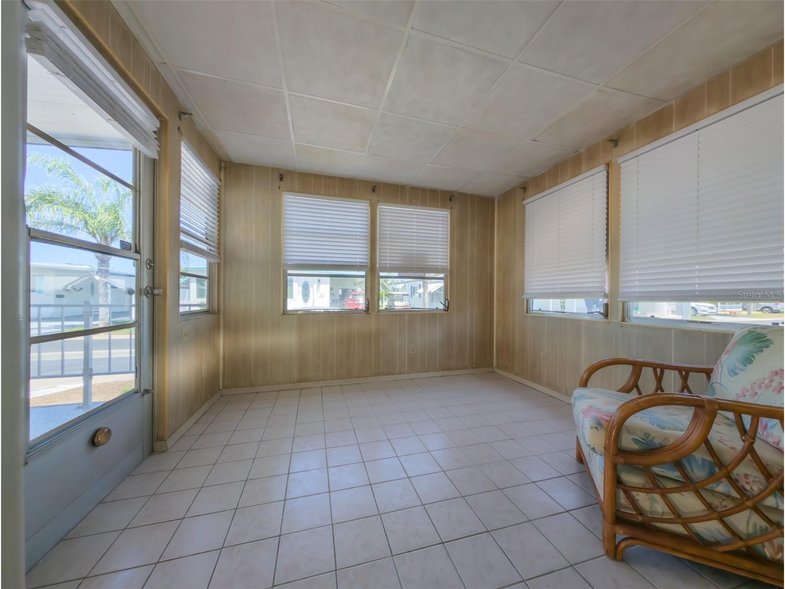 229 Dixie Tarpon Springs FL 34689 TB8494117 image2