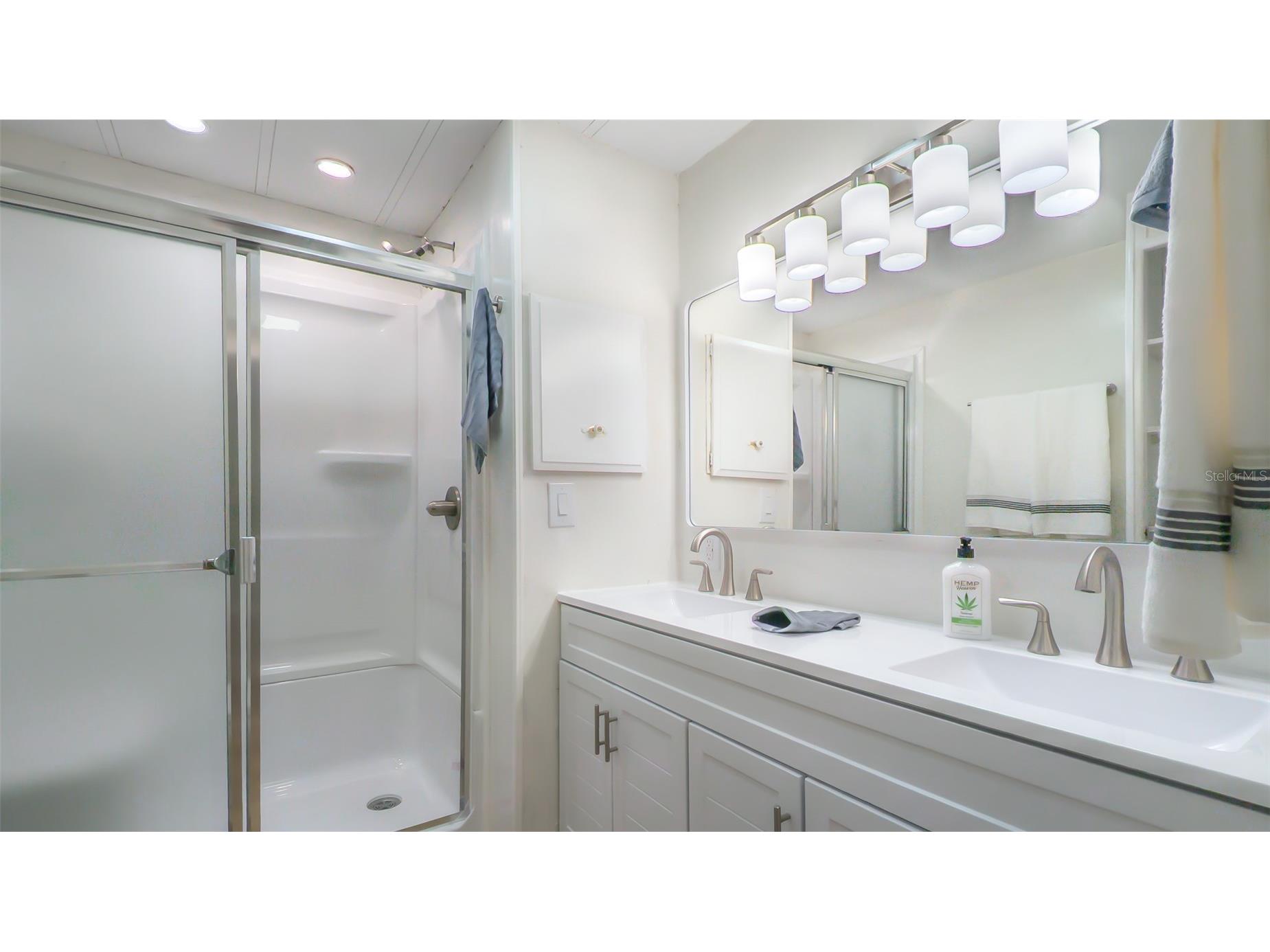 229 Dixie Tarpon Springs FL 34689 TB8494117 image20