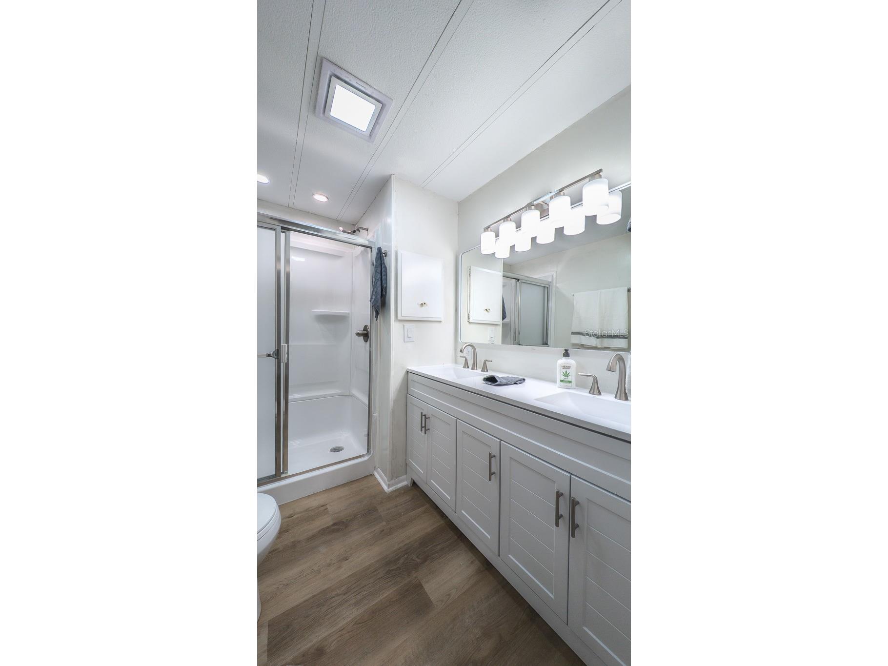 229 Dixie Tarpon Springs FL 34689 TB8494117 image22