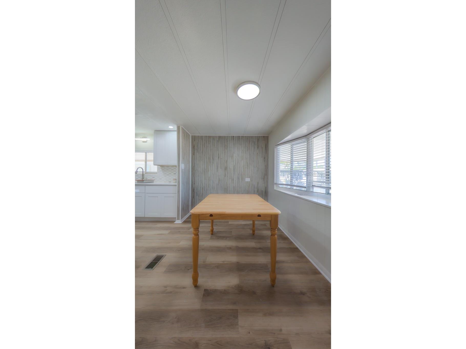 229 Dixie Tarpon Springs FL 34689 TB8494117 image35