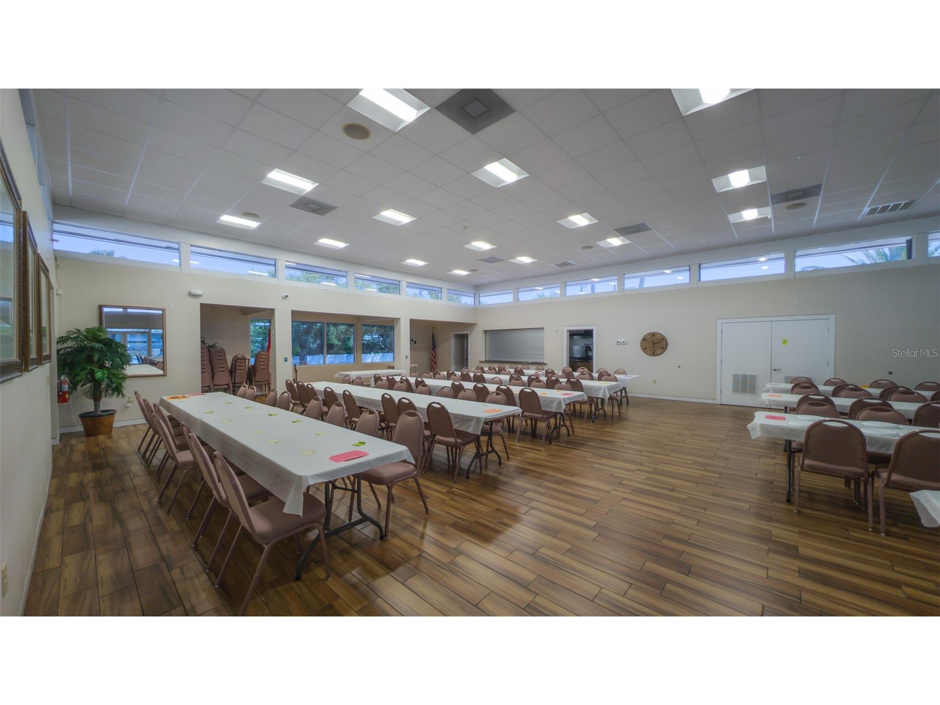 229 Dixie Tarpon Springs FL 34689 TB8494117 image54