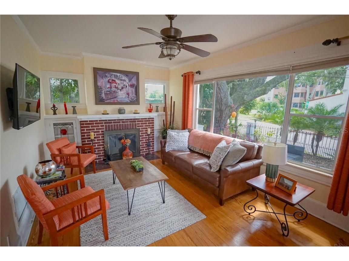 229 E 6th Avenue Mount Dora FL 32757 NS1086324 image4