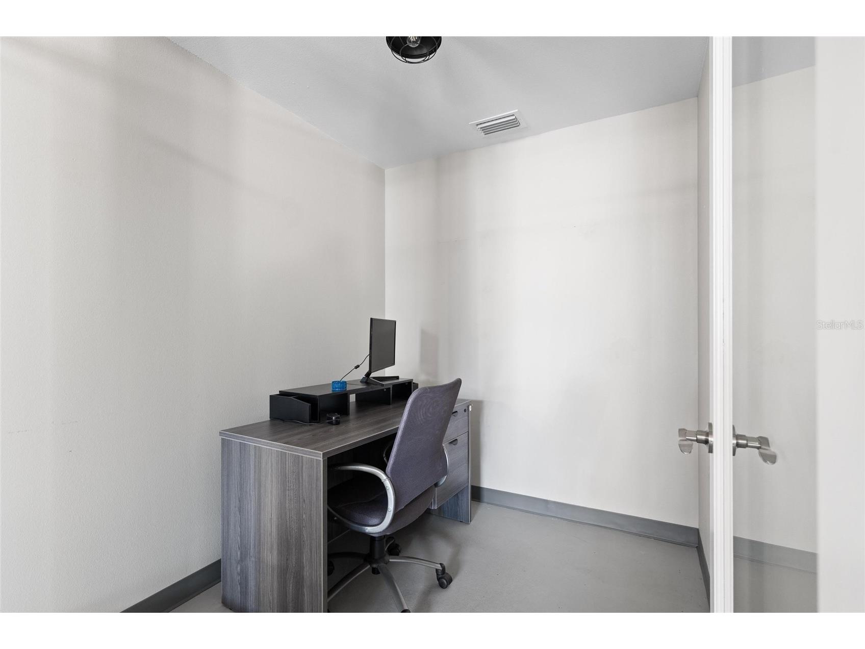 229 E Lemon Street #A Tarpon Springs FL 34689 W7882938 image18