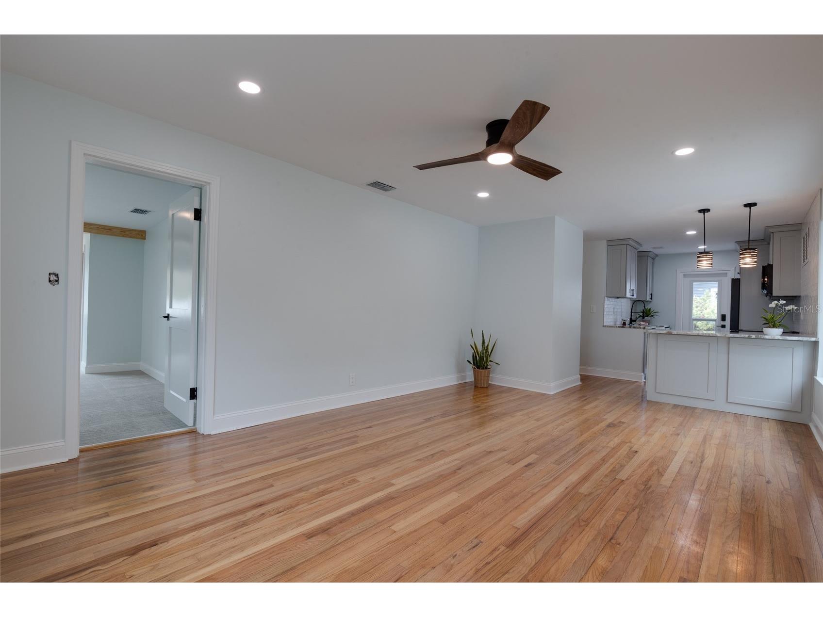 229 Lime Circle S Dunedin FL 34698 TB8448598 image16