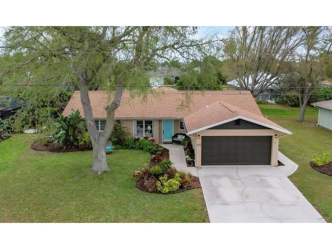 229 Mark Twain Lane Rotonda West FL 33947 D6135352 image1