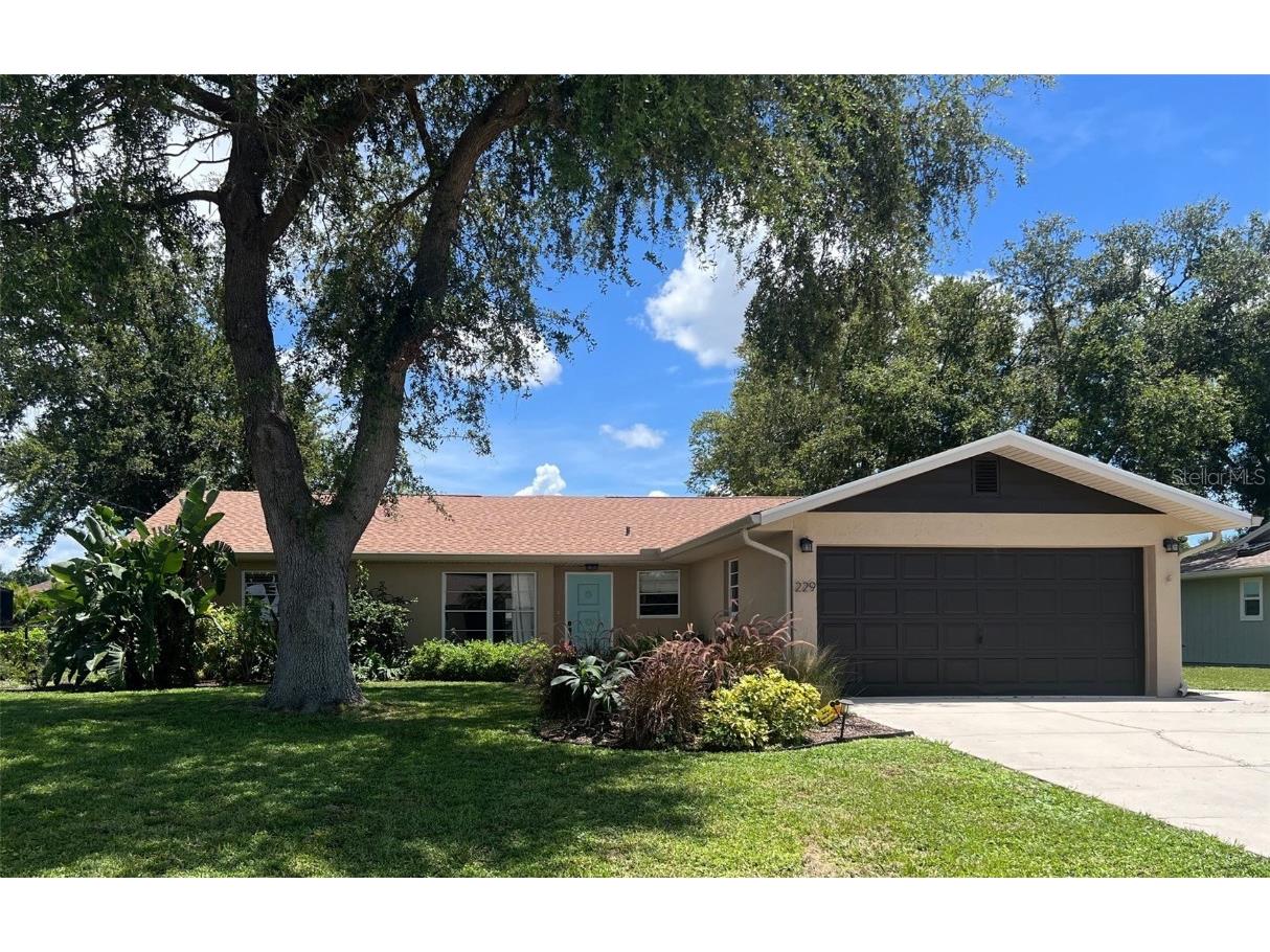 229 Mark Twain Lane Rotonda West FL 33947 D6137391 image1