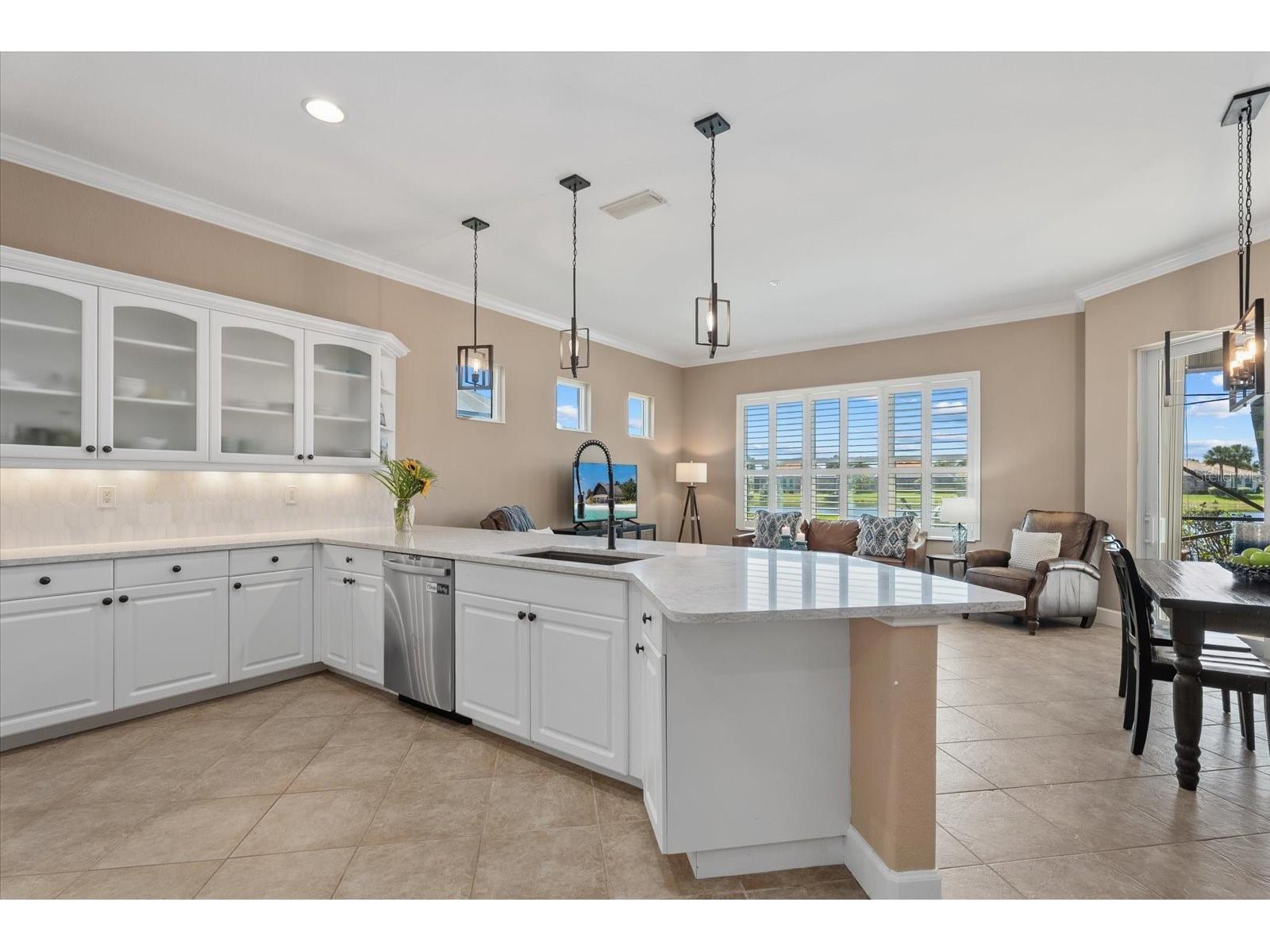 229 Montelluna Drive North Venice FL 34275 N6143969 image2
