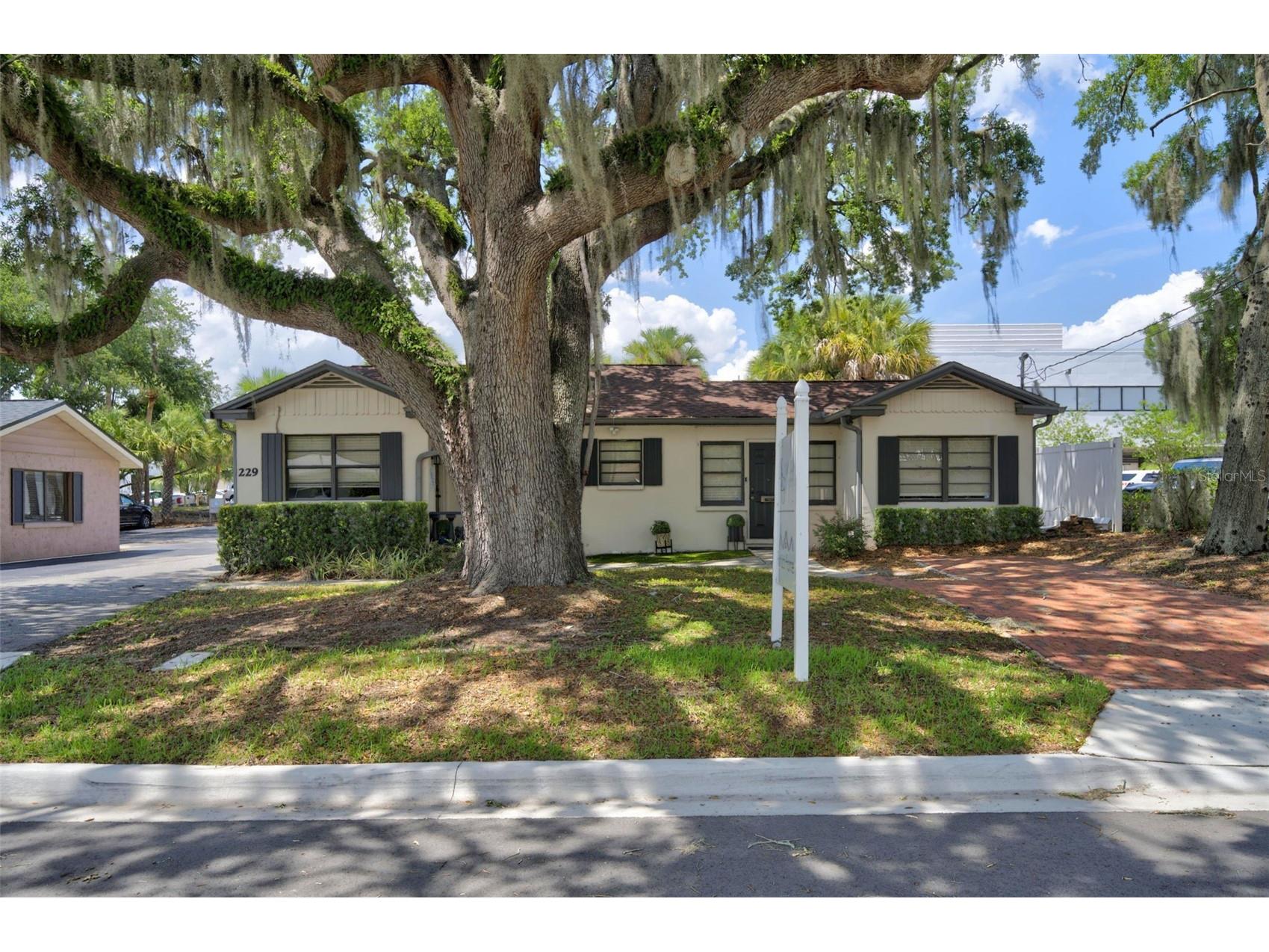 229 Pasadena Place Orlando FL 32803 O6418573 image1