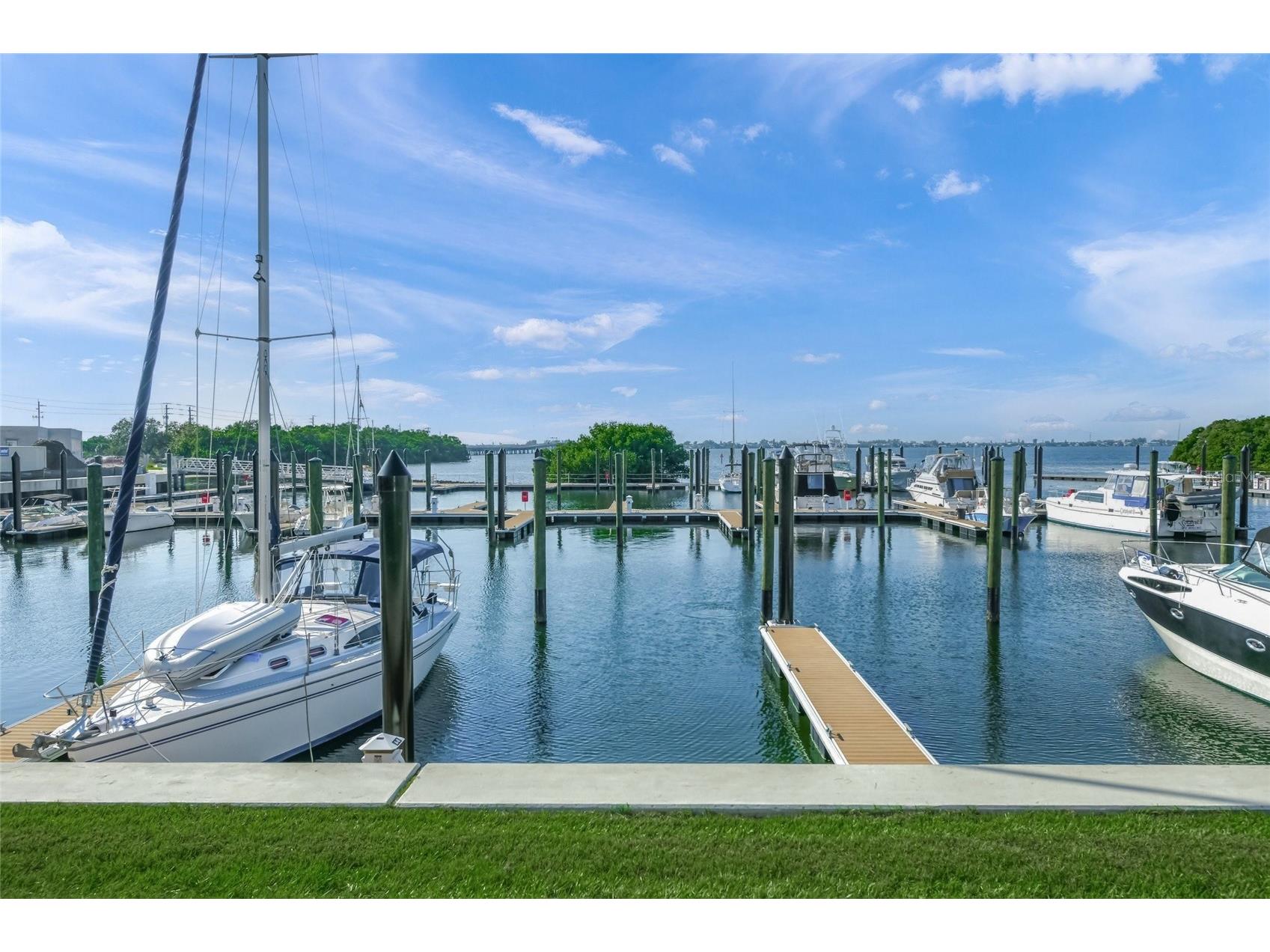 229 Sapphire Lake Drive #201 Bradenton FL 34209 A4691681 image44