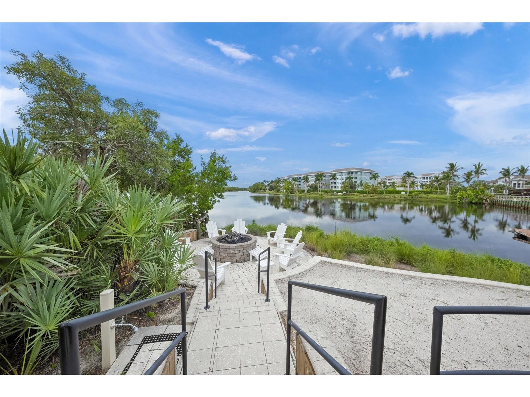229 Sapphire Lake Drive #201 Bradenton FL 34209 A4691681 image51