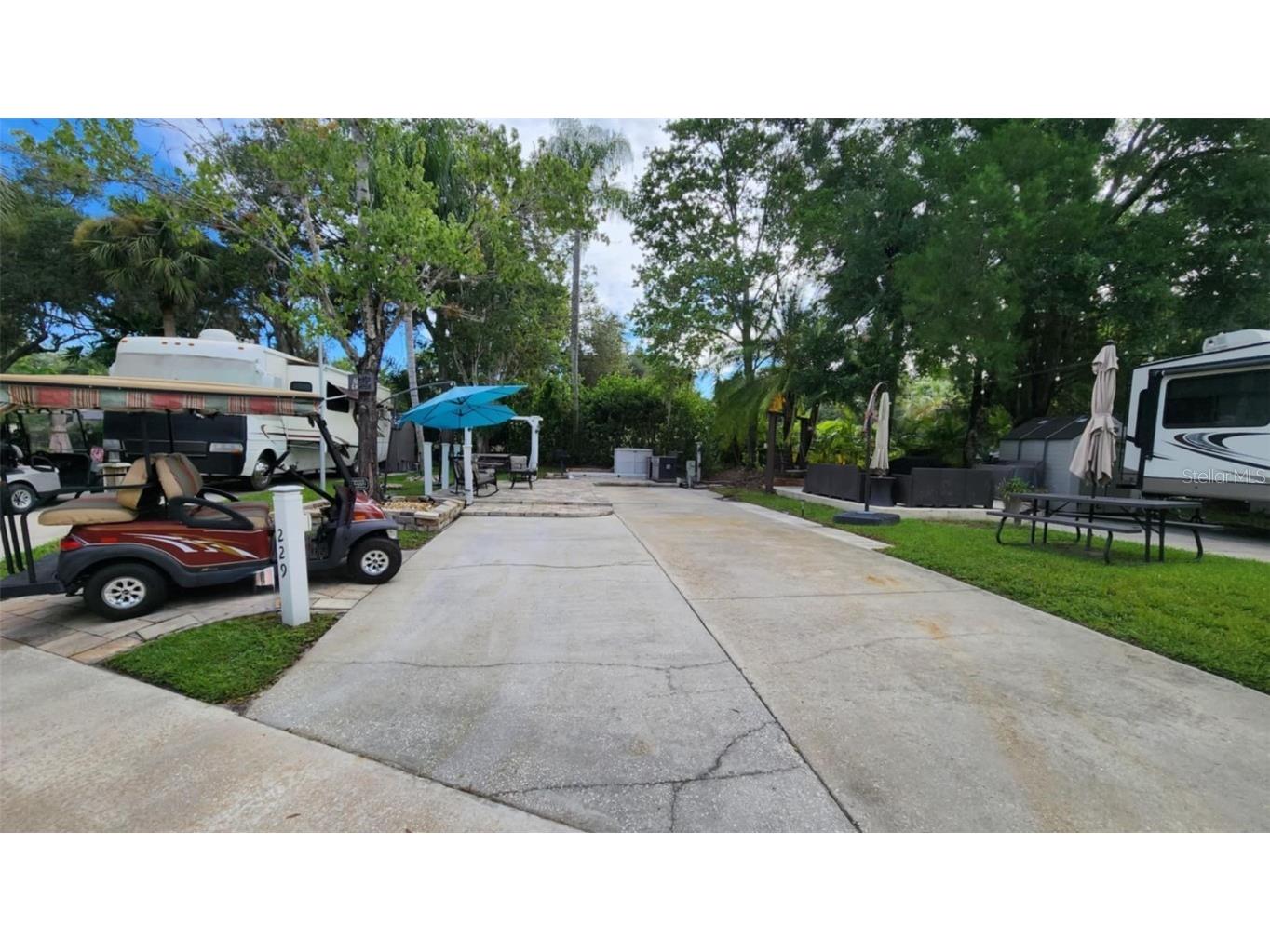 229 Stallion Lane River Ranch FL 33867 U8250669 image1