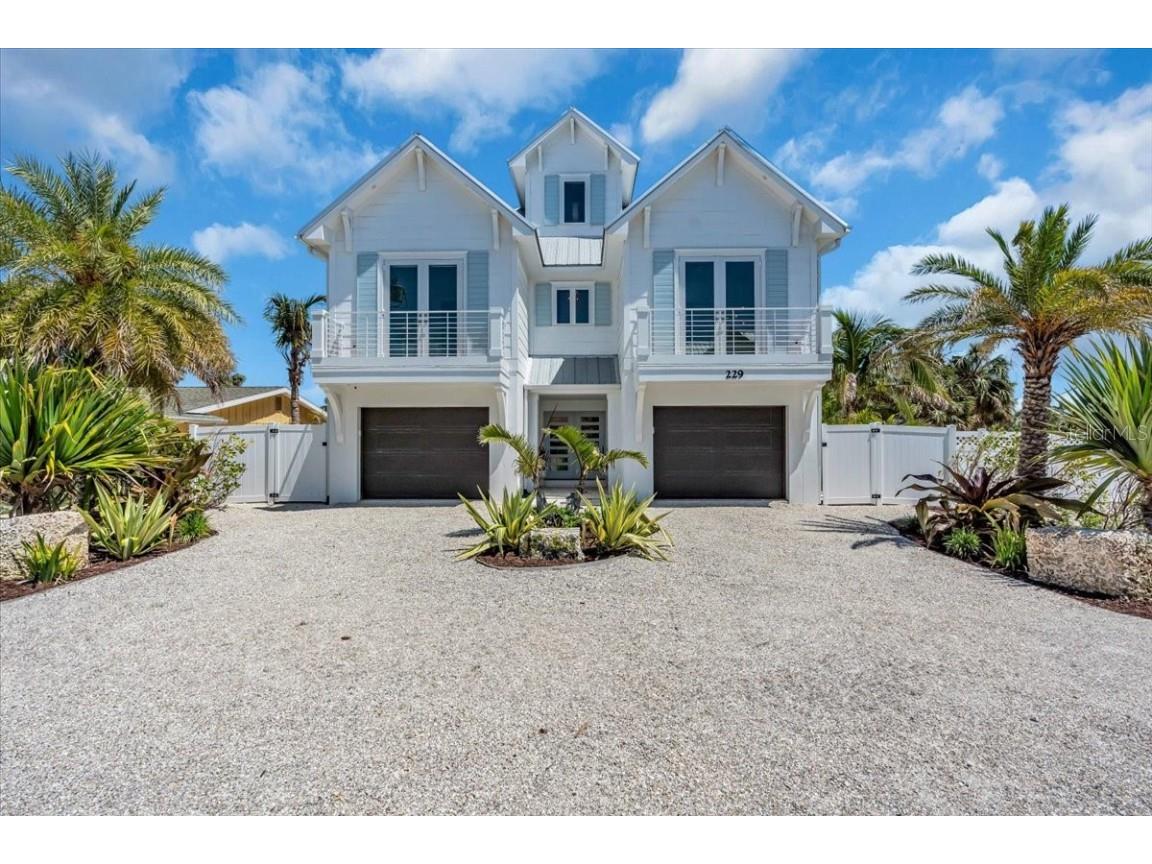 229 Willow Avenue Anna Maria FL 34216 A4659214 image1