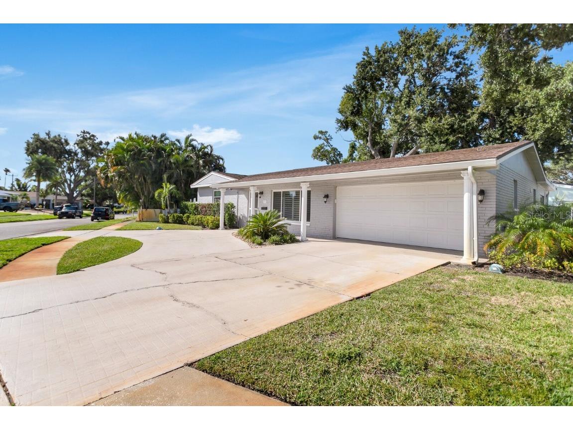 2290 60th Way N Saint Petersburg FL 33710 TB8437283 image15