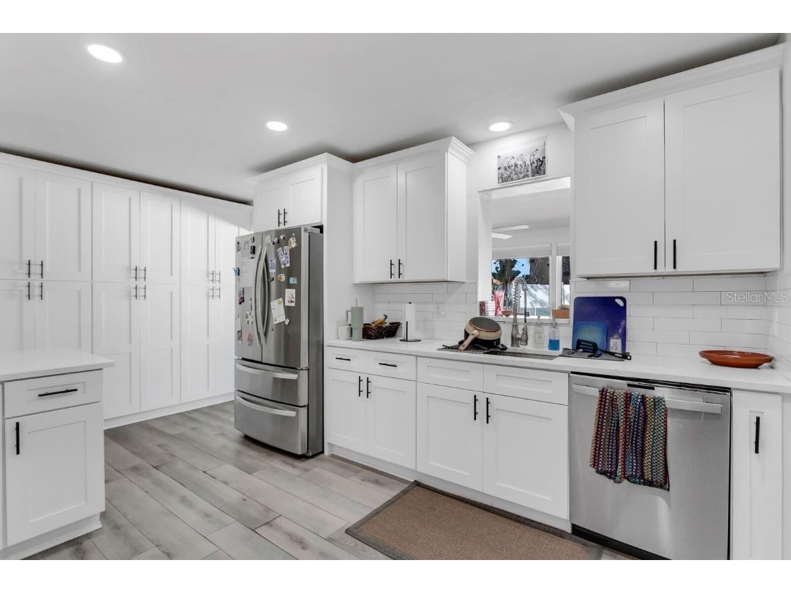 2290 60th Way N Saint Petersburg FL 33710 TB8437283 image3