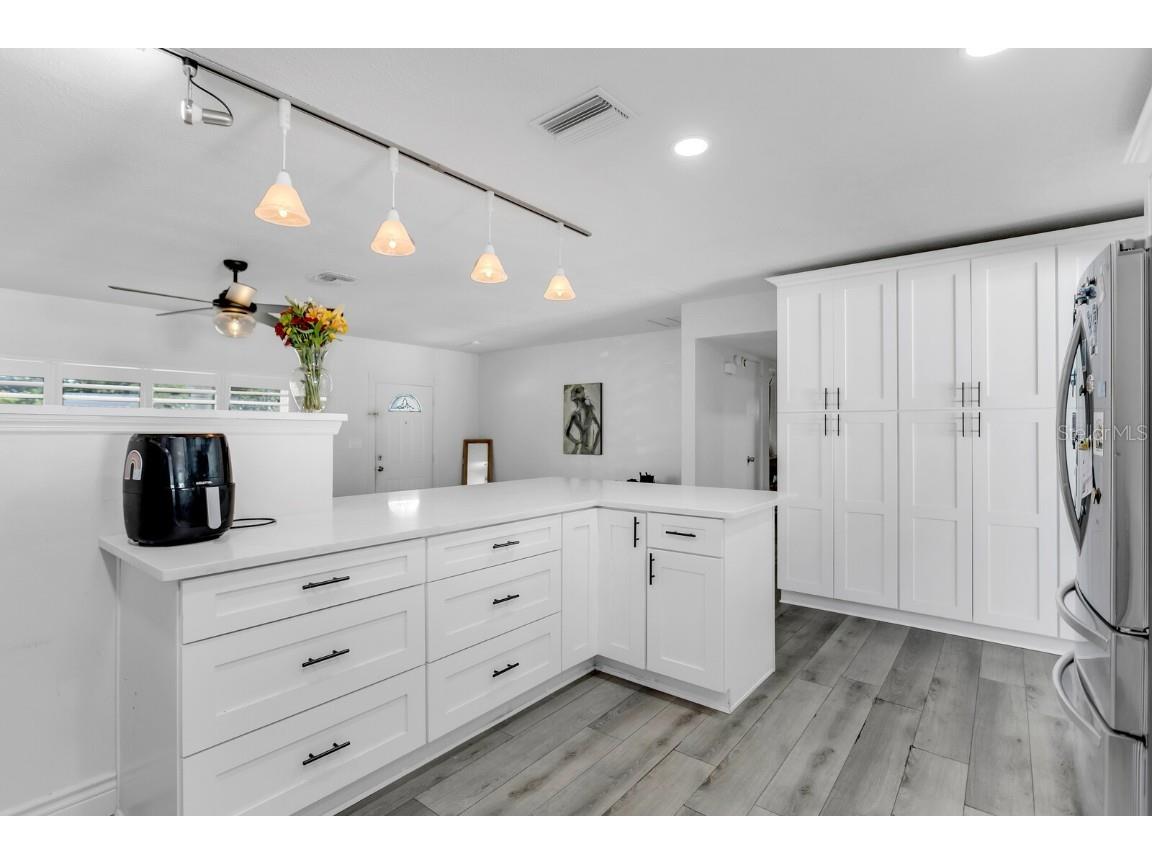 2290 60th Way N Saint Petersburg FL 33710 TB8437283 image38