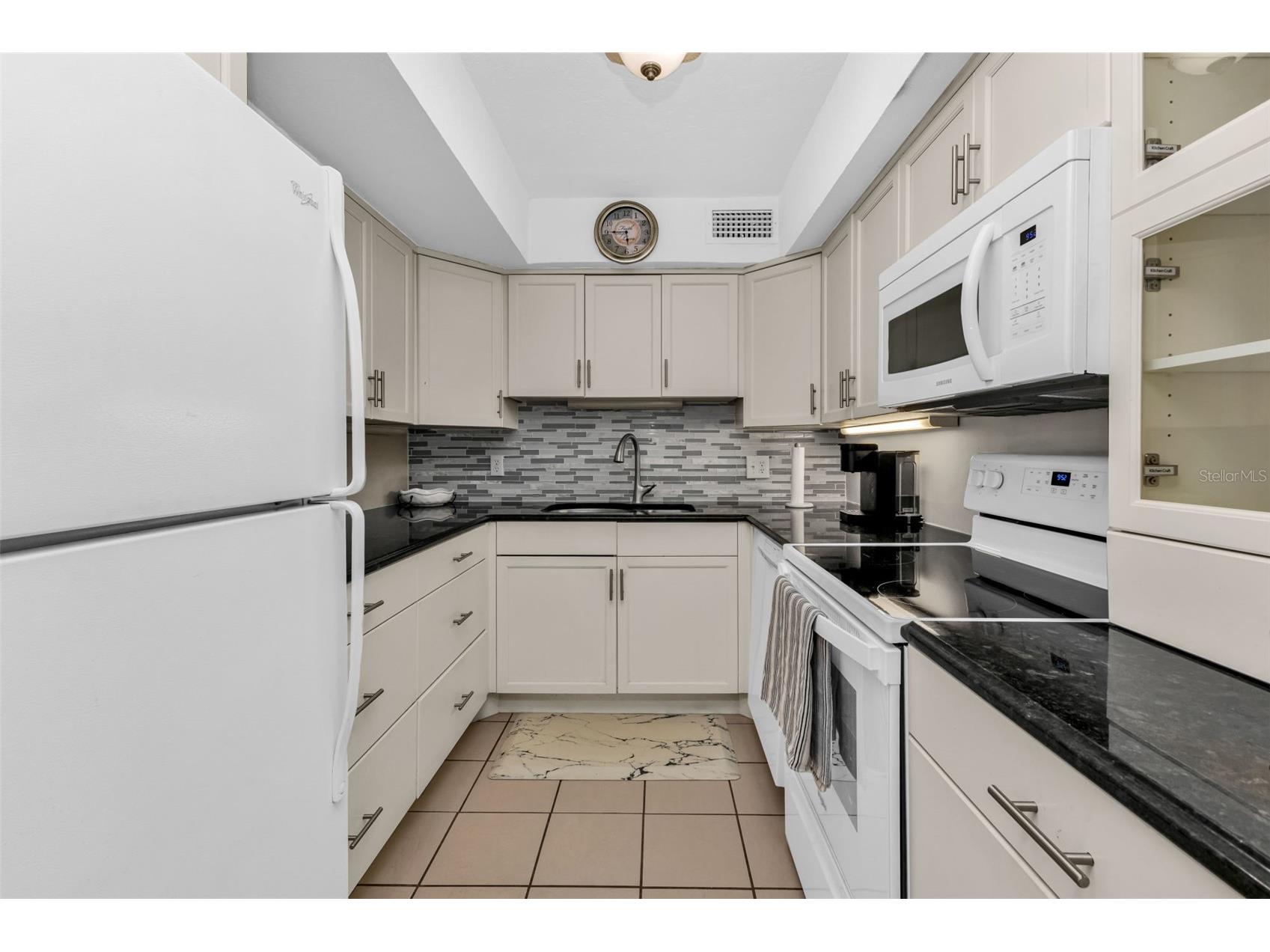 2290 Aaron Street #213 Port Charlotte FL 33952 C7520831 image8