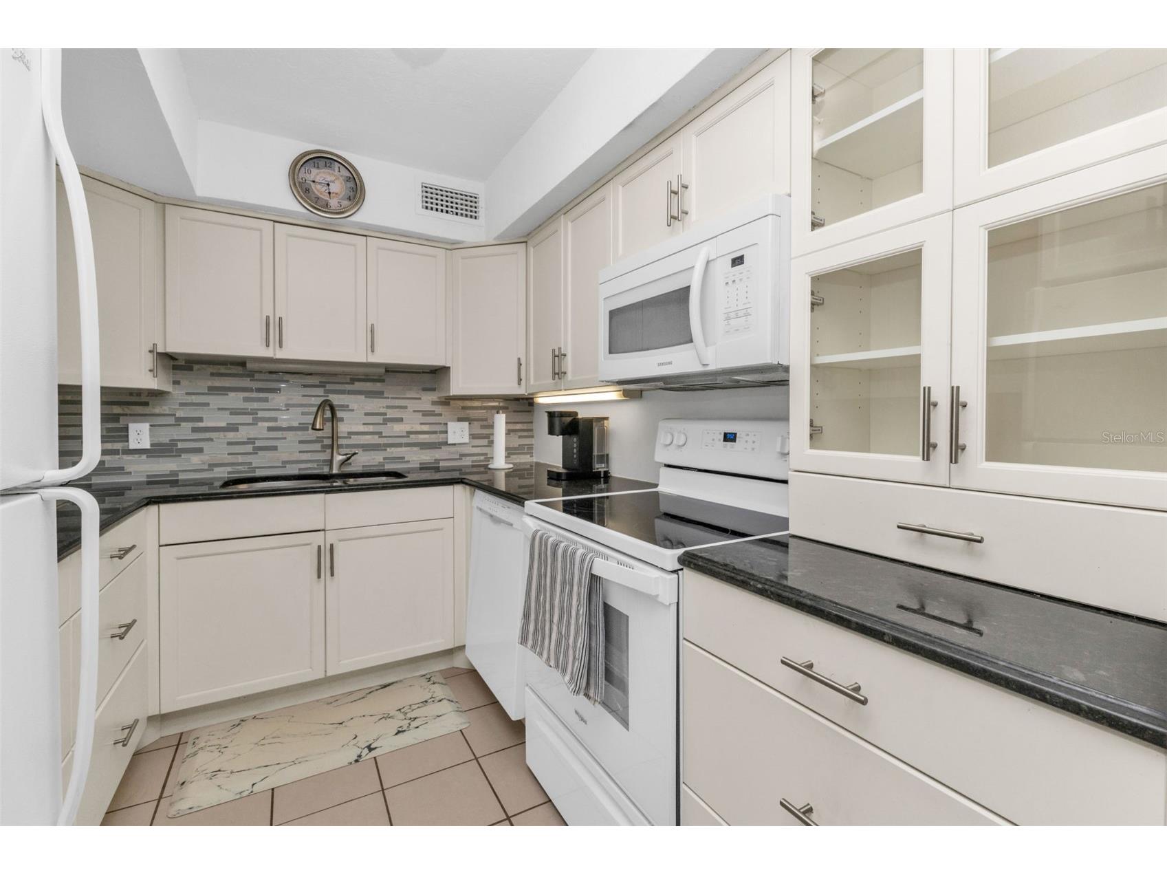 2290 Aaron Street #213 Port Charlotte FL 33952 C7520831 image9