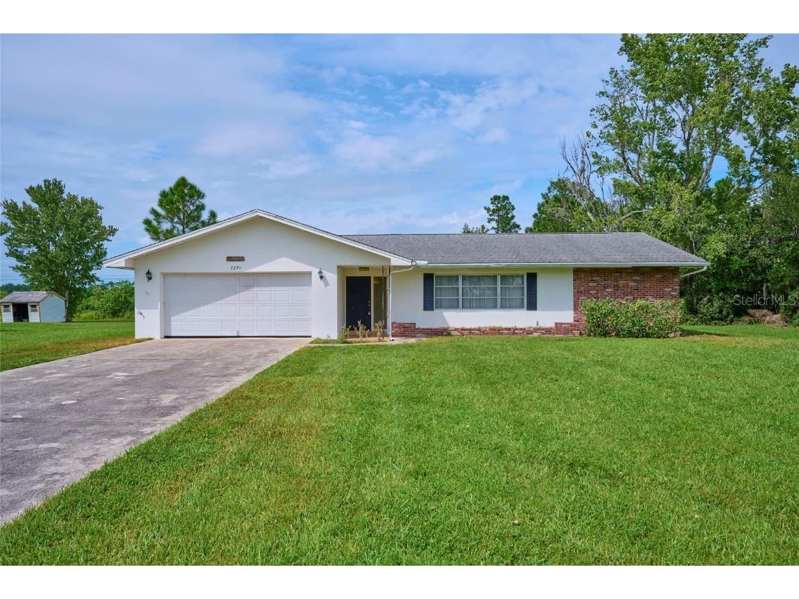 2290 Laguna Drive Indian Lake Estates FL 33855 - LAKE WALK IN WATER T3474132 image1