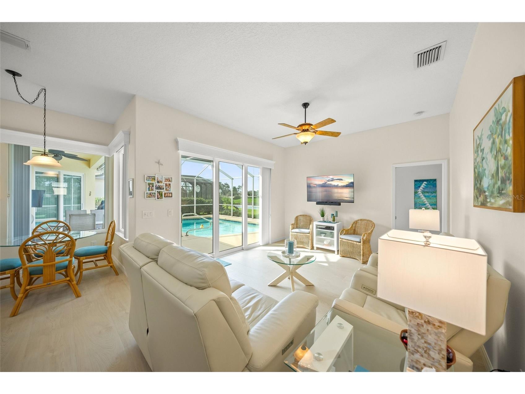 2290 Vintage Street Sarasota FL 34240 A4676970 image18