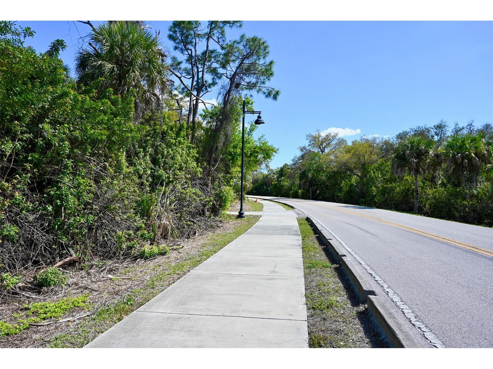 22901 Bayshore Road Punta Gorda FL 33980 C7523987 image2